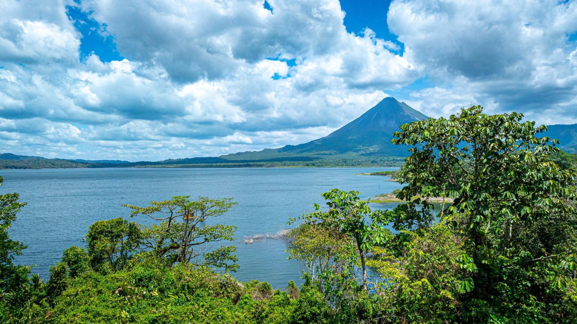 Villas Paradise Arenal Volcano Lake View El Castillo 外观 照片